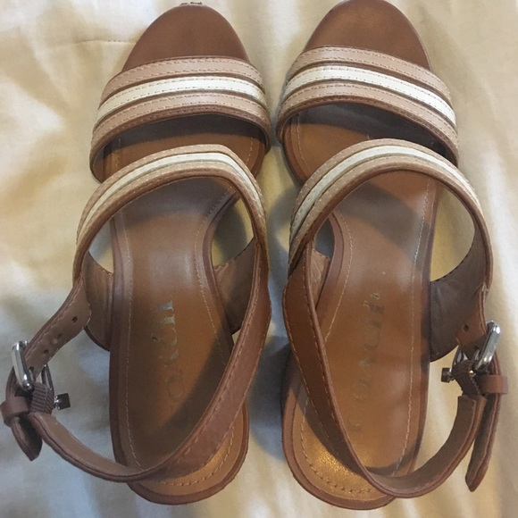 Coach Heels - Picture 9 of 9